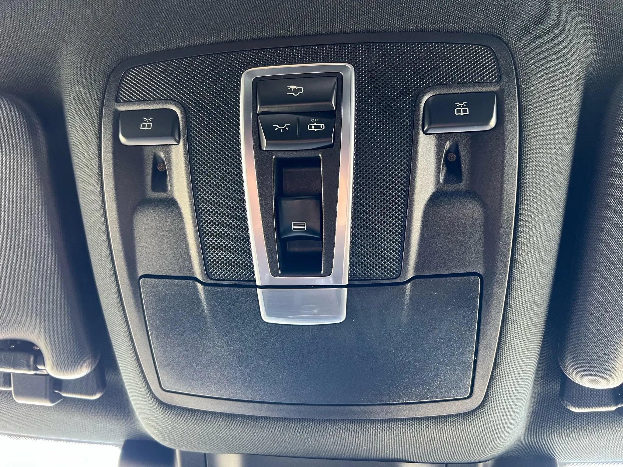 Used 2019 Mercedes-Benz GLS 550 4MATIC image 19