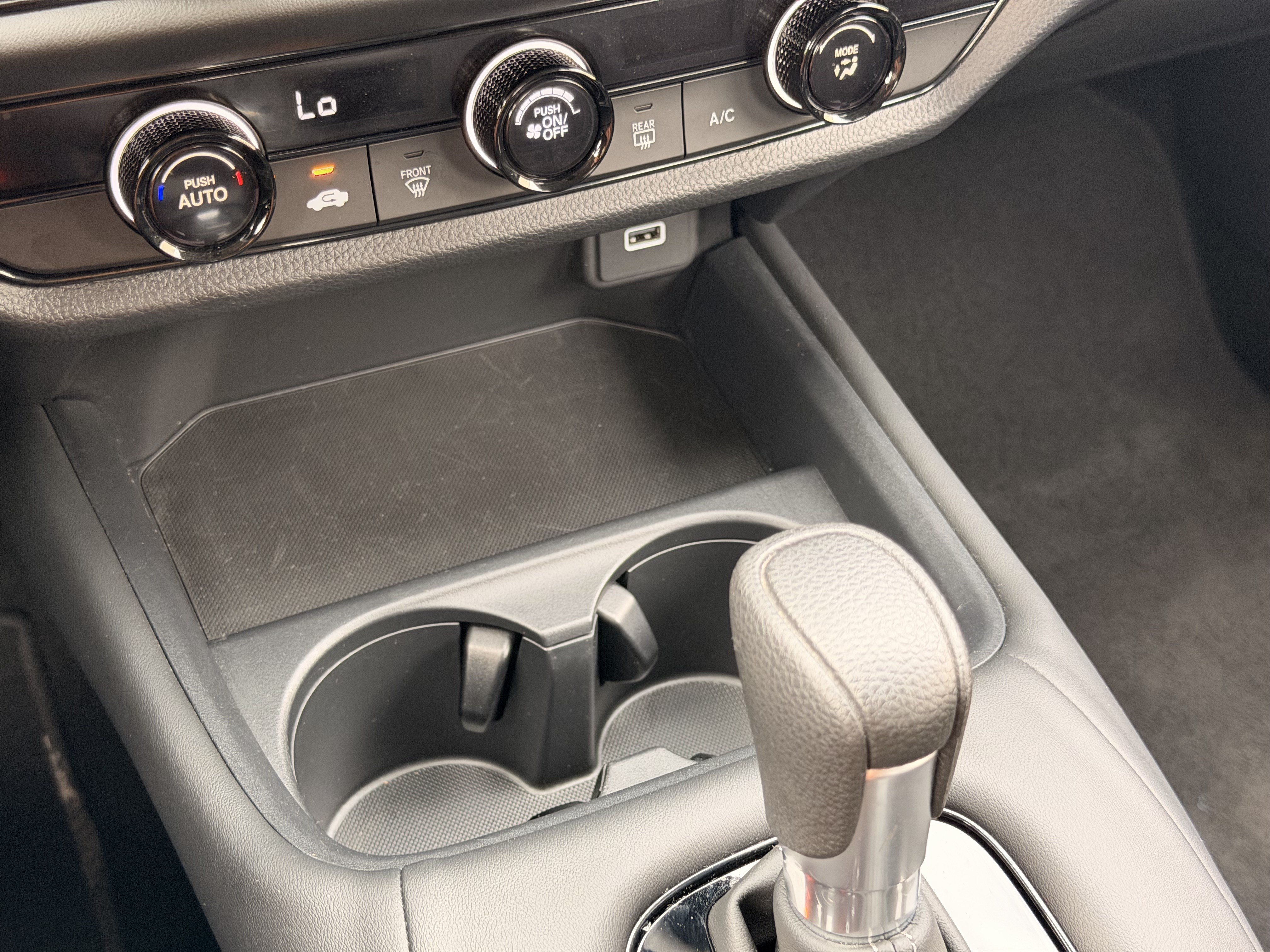 Certified 2024 Honda HR-V LX image 25