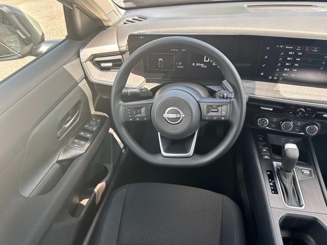 New 2026 Nissan Kicks S FWD image 17