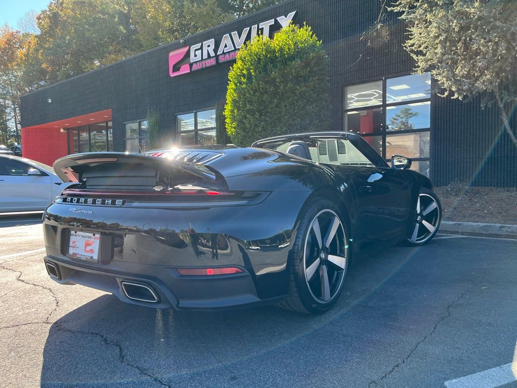Used 2025 Porsche 911 Carrera w/ Premium Package image 13