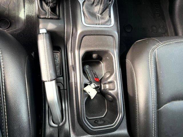 Used 2020 Jeep Wrangler Unlimited Sahara image 21