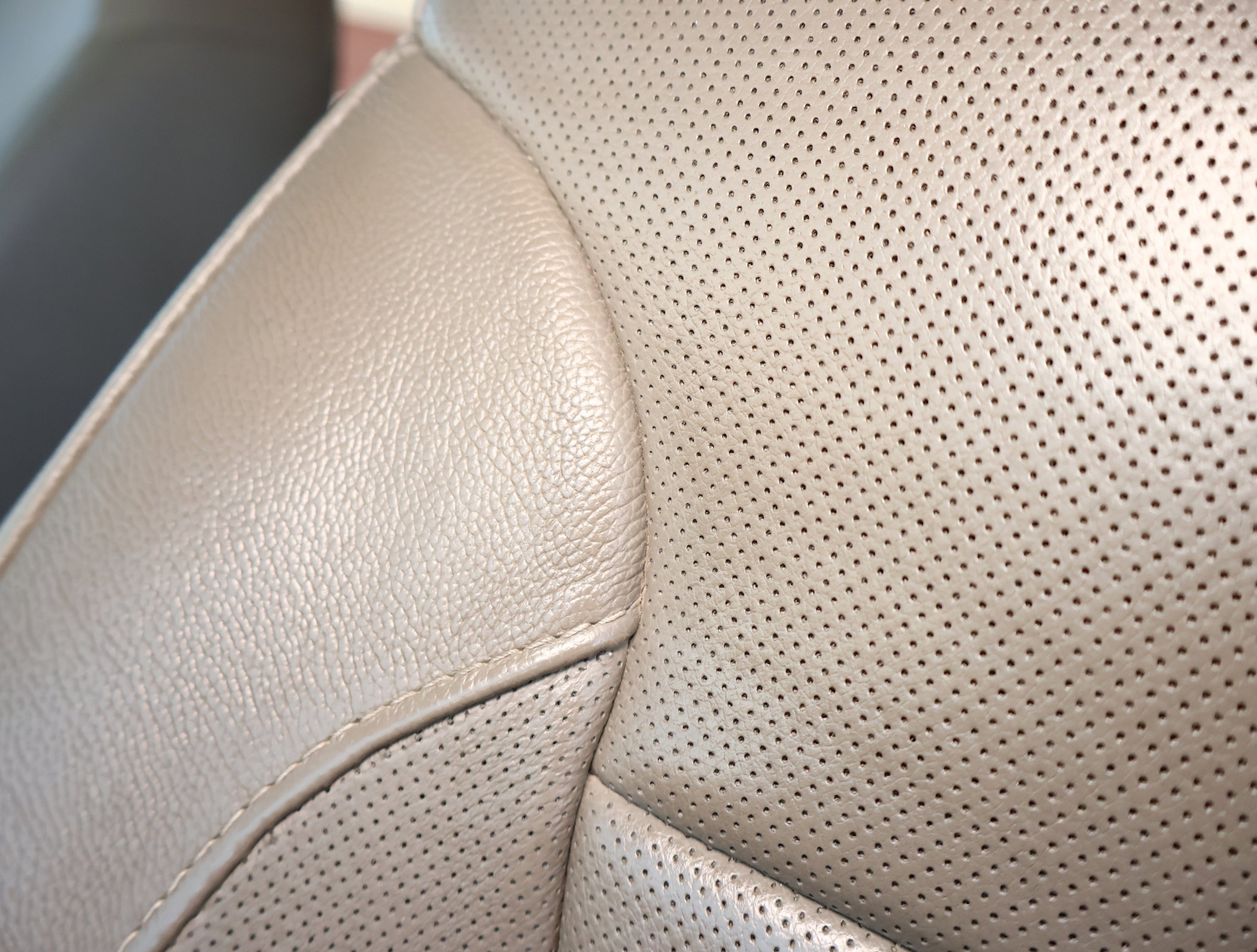 Used 2019 Chevrolet Silverado 2500 LTZ w/ Duramax Plus Package image 13