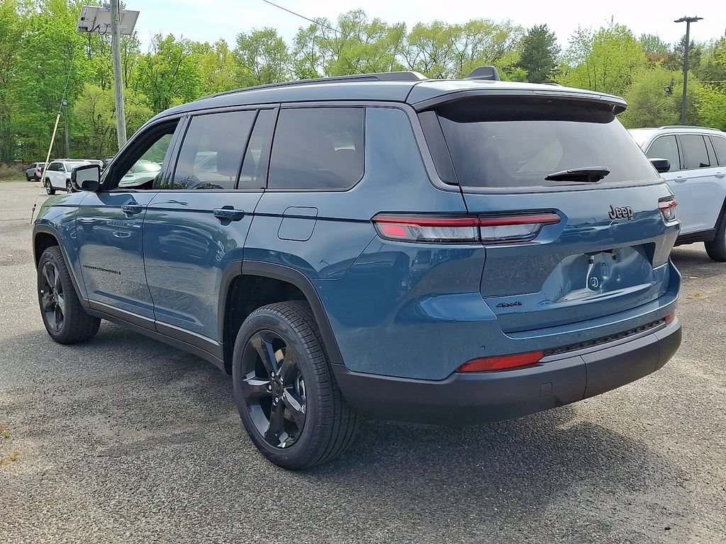 New 2026 Jeep Grand Cherokee L Limited w/ Limited Altitude Package AWD/4WD image 5