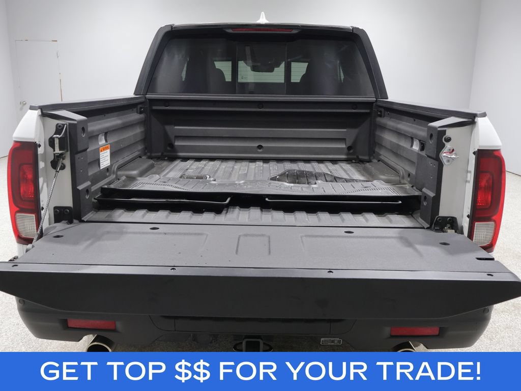 Used 2025 Honda Ridgeline TrailSport image 4