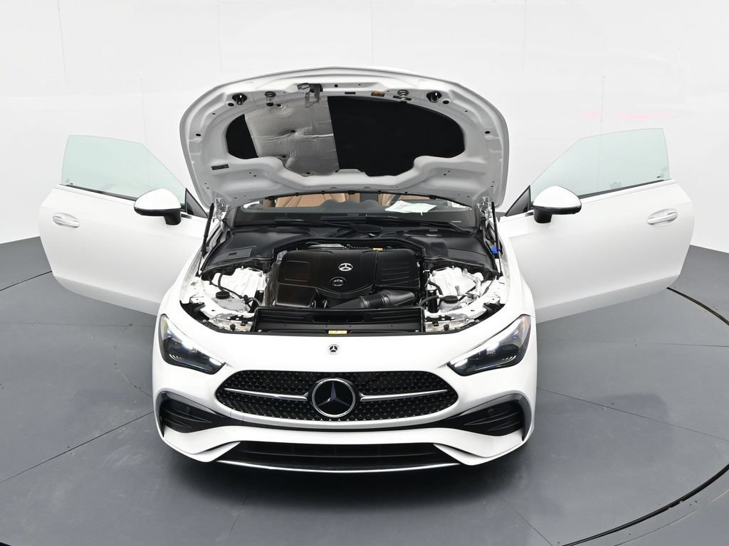 Used 2024 Mercedes-Benz CLE 300 4MATIC Cabriolet image 18