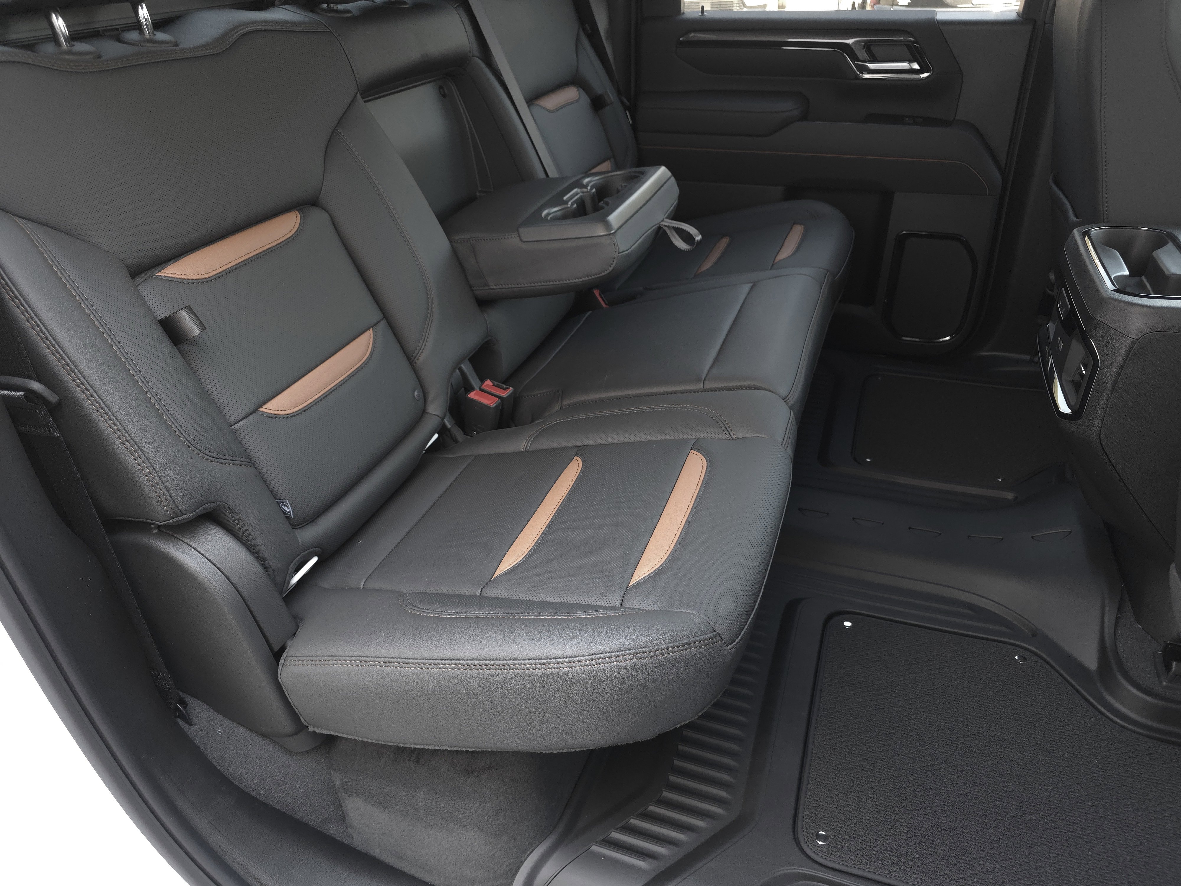 New 2026 GMC Sierra 2500 AT4 w/ AT4 Premium Plus Package image 38