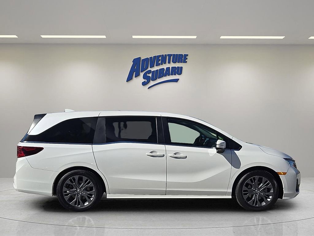 Used 2025 Honda Odyssey Touring image 7
