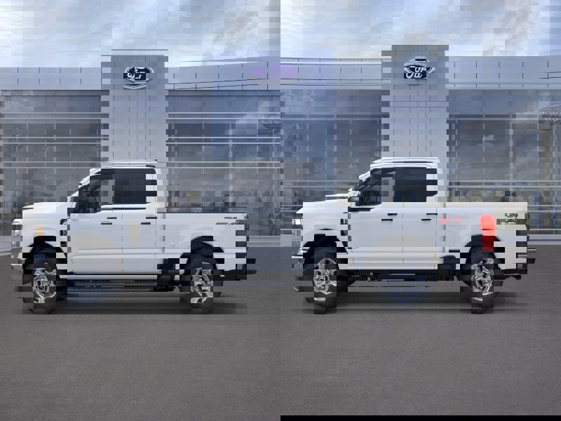 New 2026 Ford F250 4x4 Crew Cab Super Duty image 3