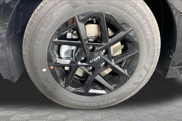 New 2027 Kia K5 LXS FWD image 11