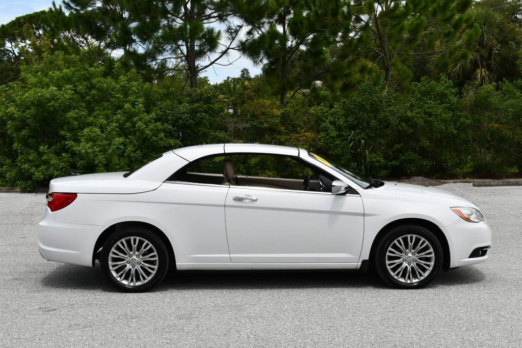 Used 2012 Chrysler 200 Limited FWD image 47