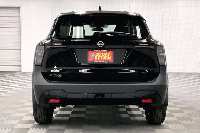 New 2027 Nissan Kicks S FWD image 5