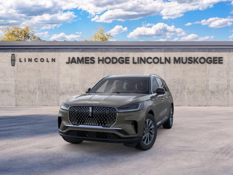 New 2026 Lincoln Aviator AWD image 2