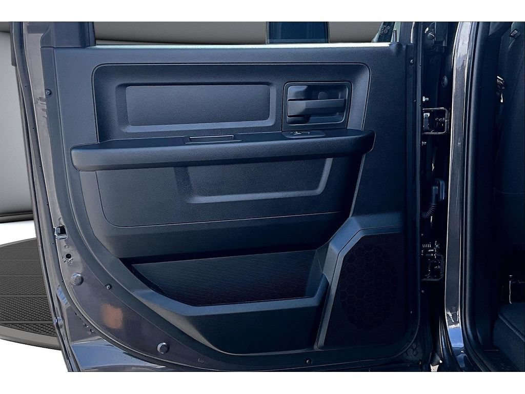 New 2026 RAM 3500 Tradesman AWD/4WD image 39