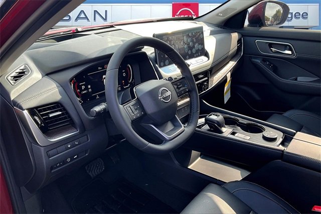 New 2026 Nissan Rogue Platinum image 6