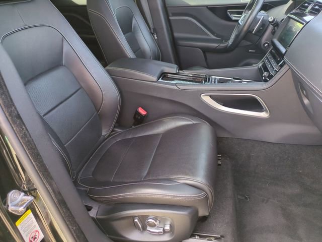 Used 2019 Jaguar F-PACE S image 18