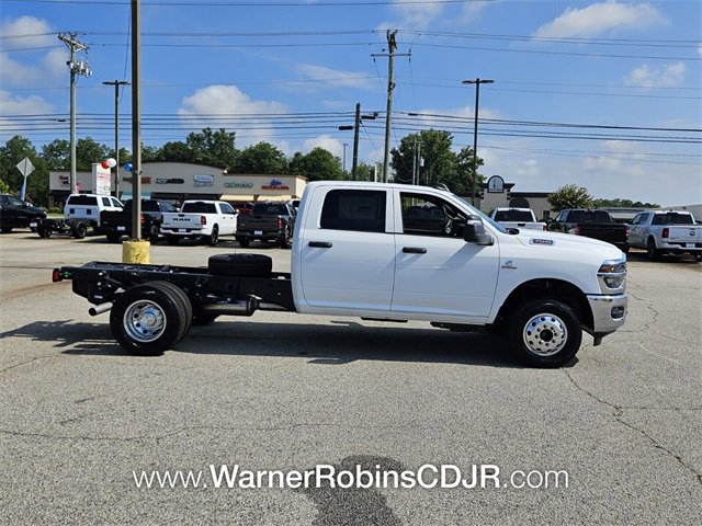 New 2025 RAM 3500 Tradesman w/ Chrome Appearance Group image 12