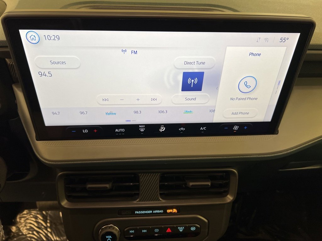 New 2025 Ford Maverick XL image 9