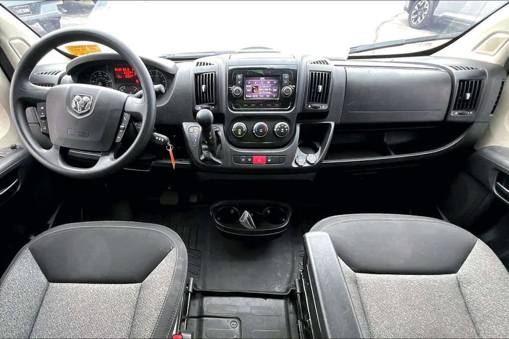 Used 2021 RAM ProMaster 2500 w/ Convenience Group FWD image 18