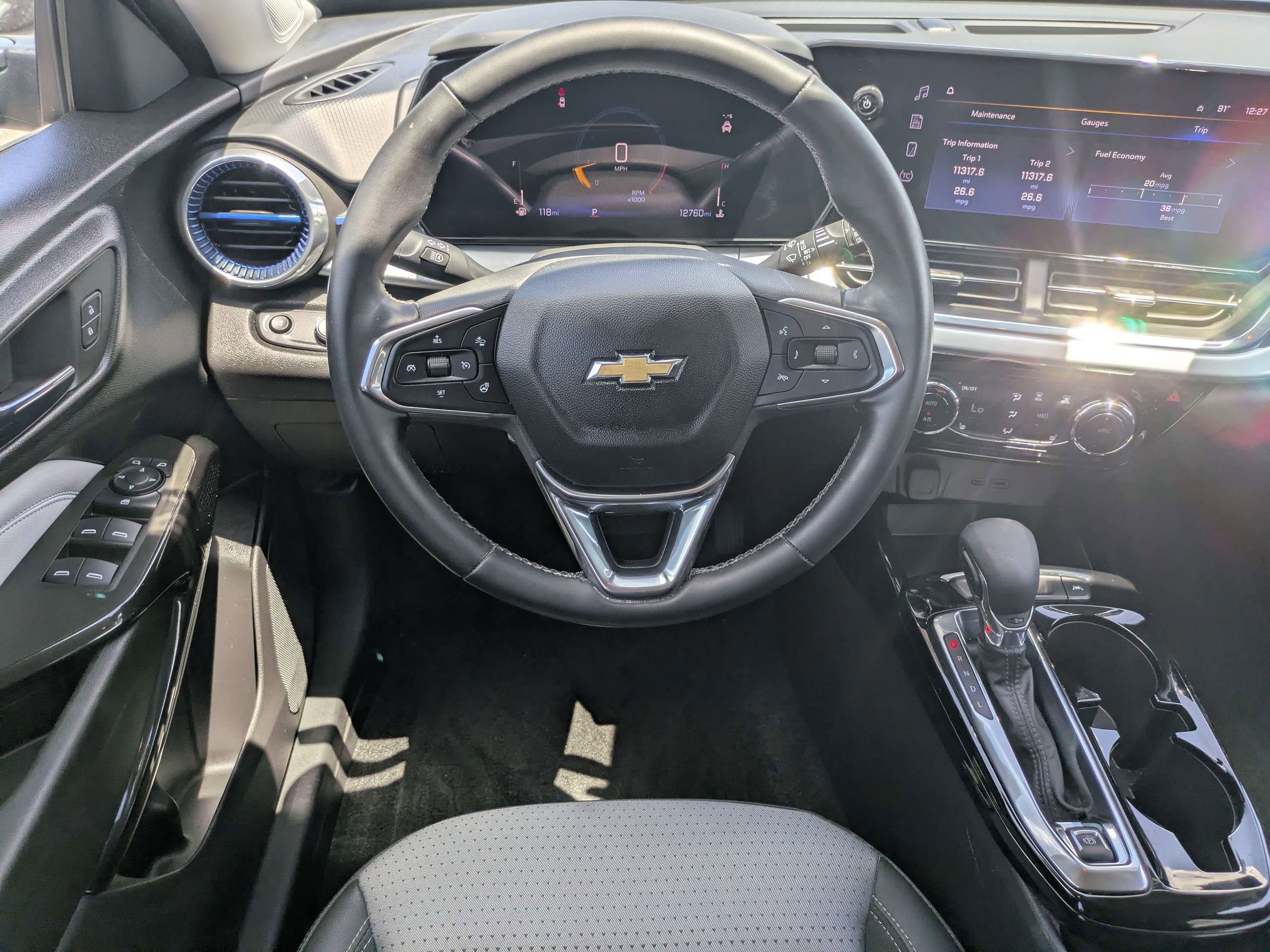 Used 2024 Chevrolet Trax LT w/ Driver Confidence Package FWD image 15