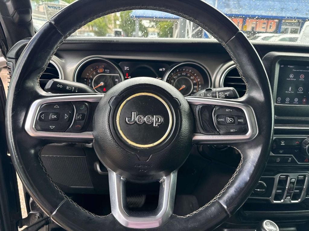 Used 2019 Jeep Wrangler Unlimited Sahara image 23
