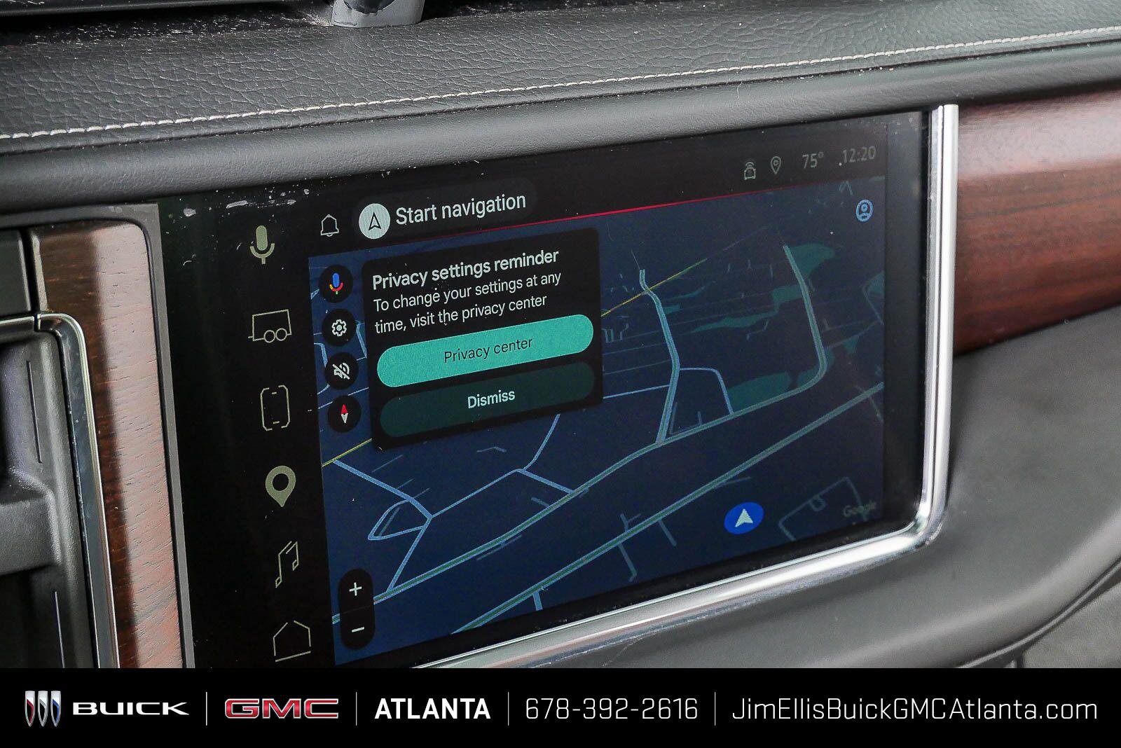 Certified 2023 GMC Yukon Denali Ultimate w/ LPO, Floor Liner Package AWD/4WD image 15
