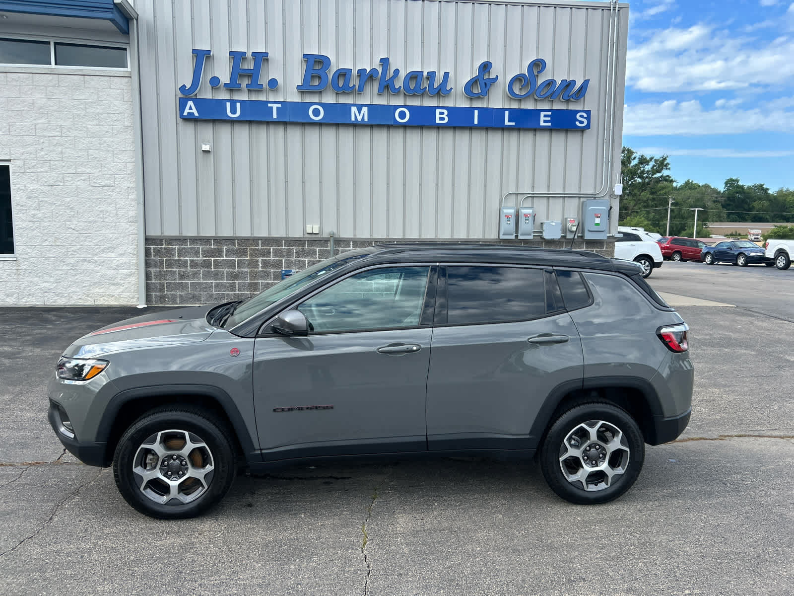 Used 2022 Jeep Compass Trailhawk w/ Trailer Tow Group AWD/4WD image 6