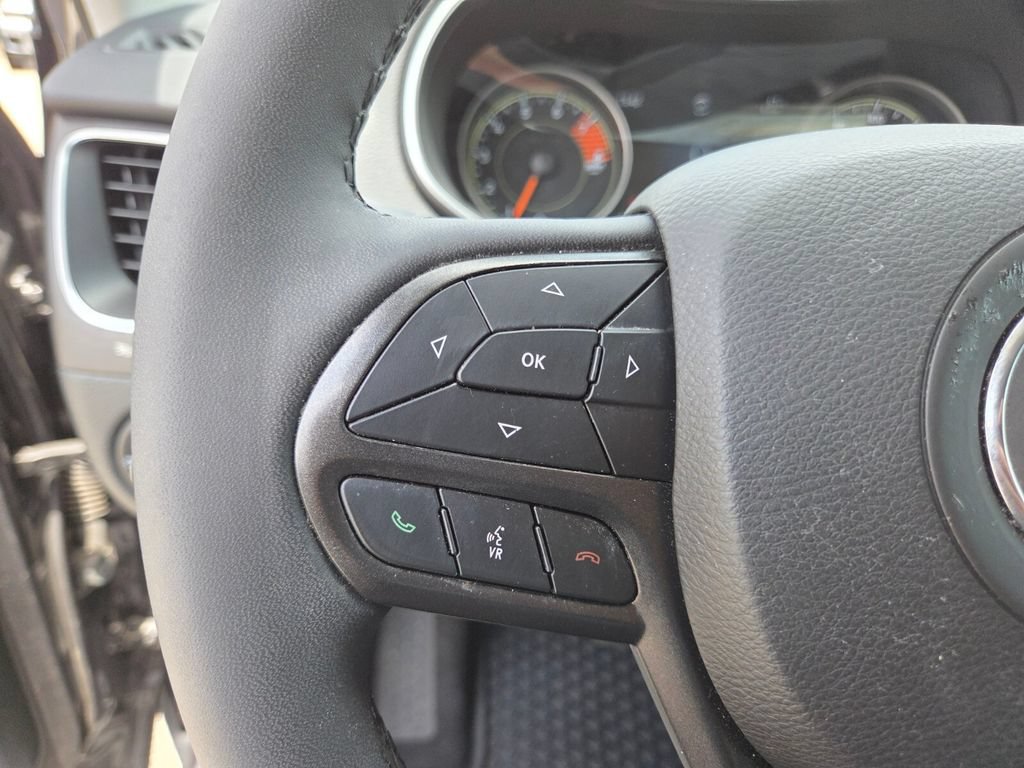 Used 2022 Jeep Cherokee Trailhawk AWD/4WD image 33