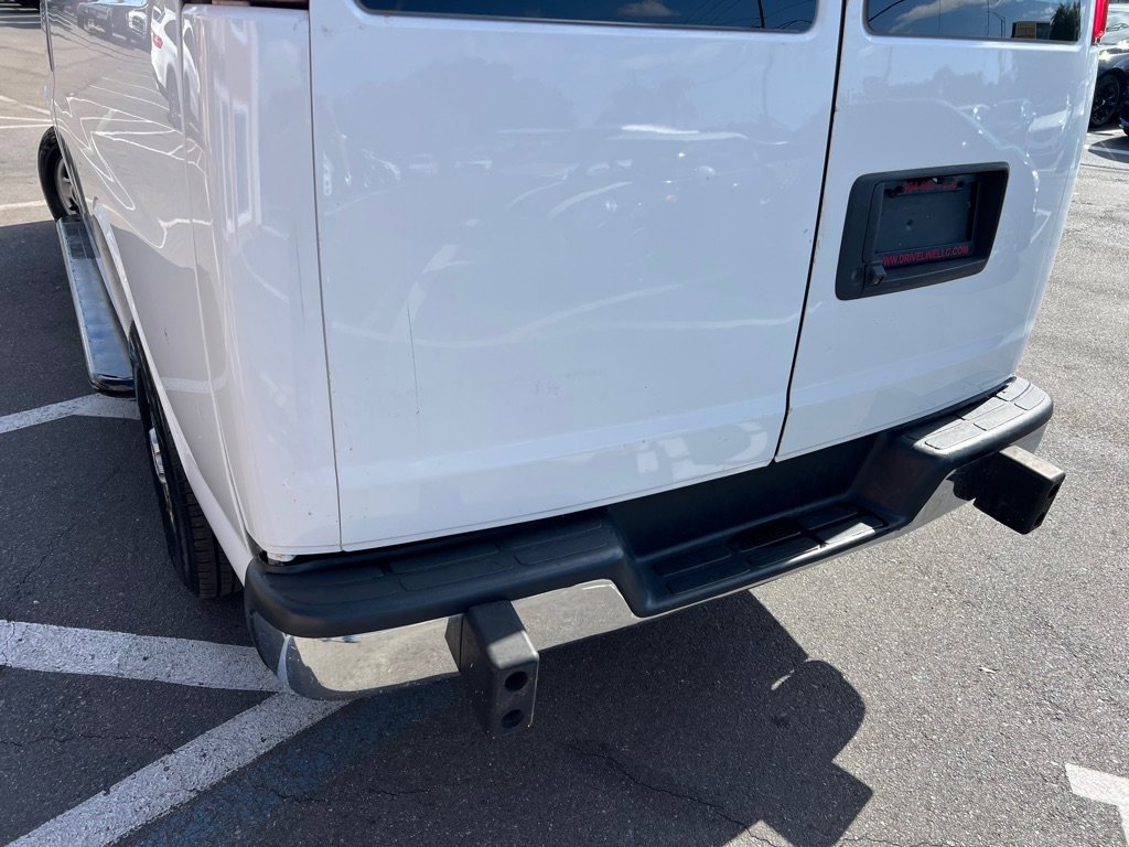 Used 2021 GMC Savana 2500 w/ Driver Convenience Package image 34