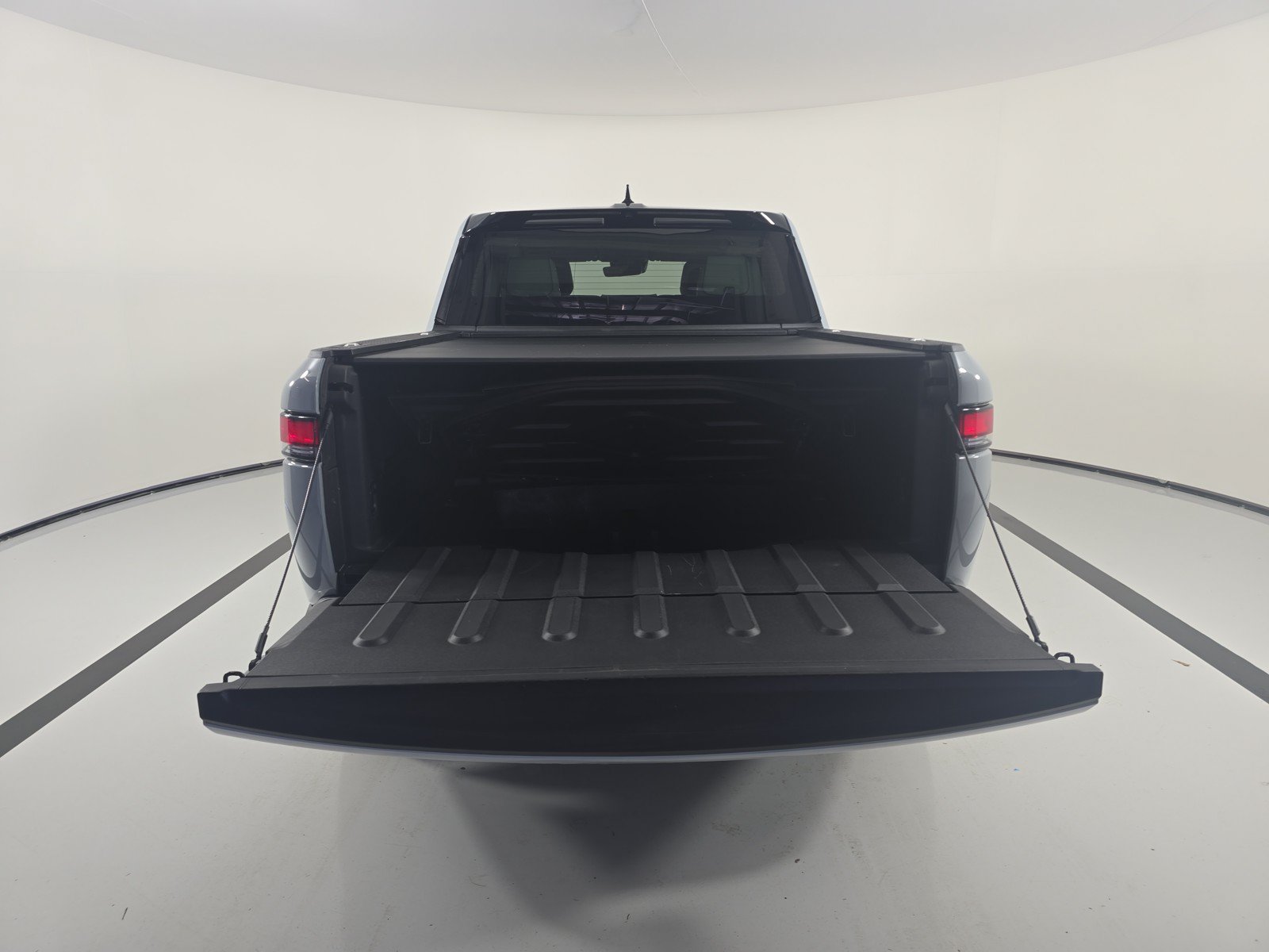 Used 2023 Rivian R1T Adventure AWD/4WD image 15