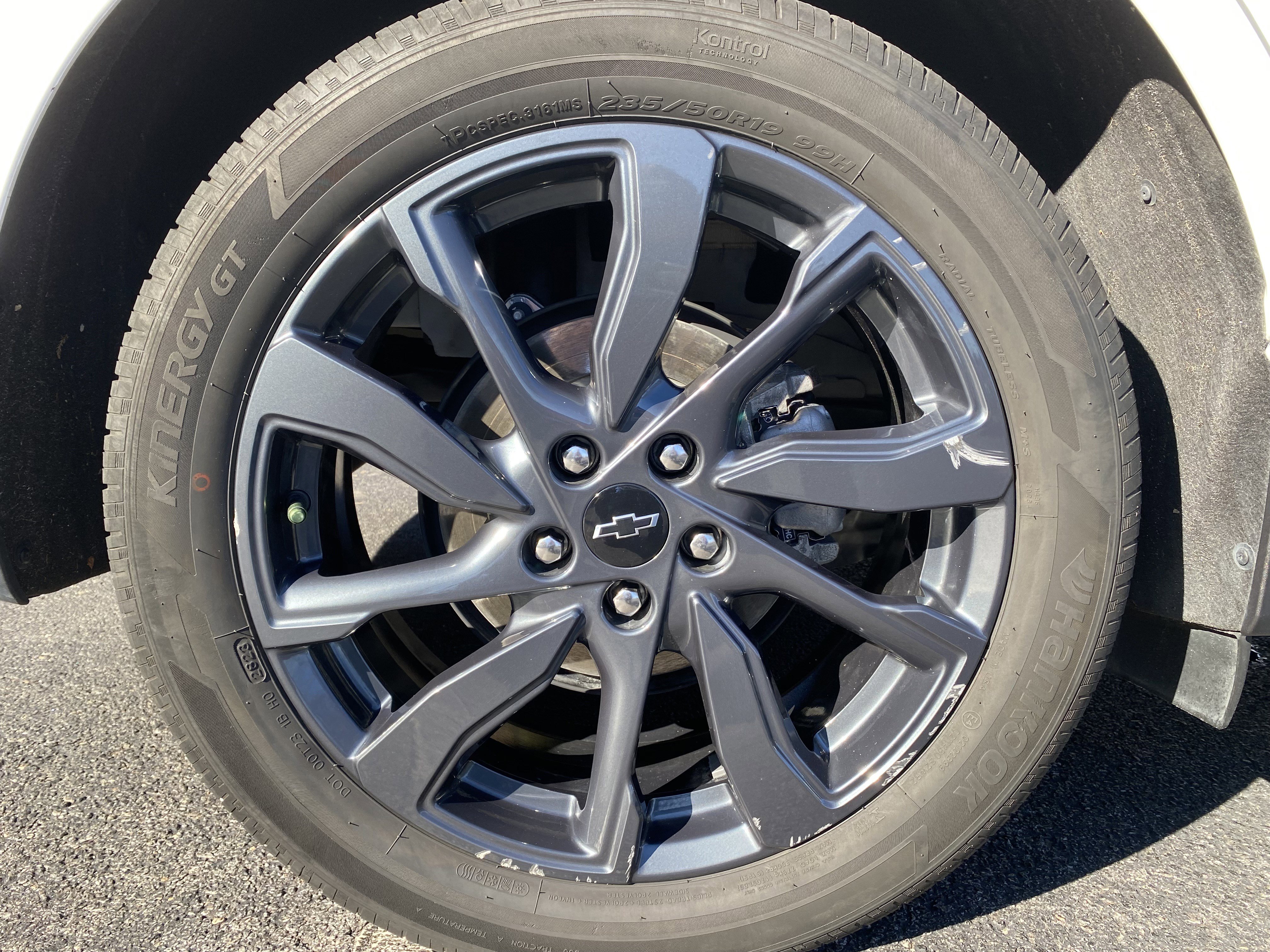 Used 2024 Chevrolet Equinox RS w/ RS Leather Package image 42