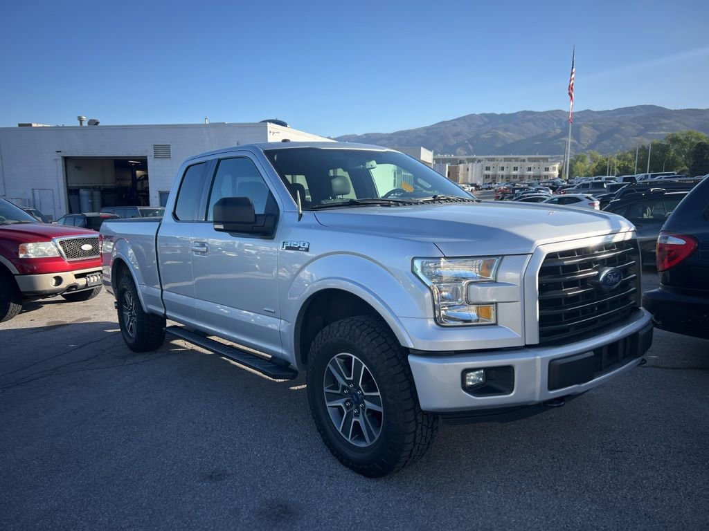 Used 2016 Ford F150 XLT w/ Equipment Group 302A Luxury image 2