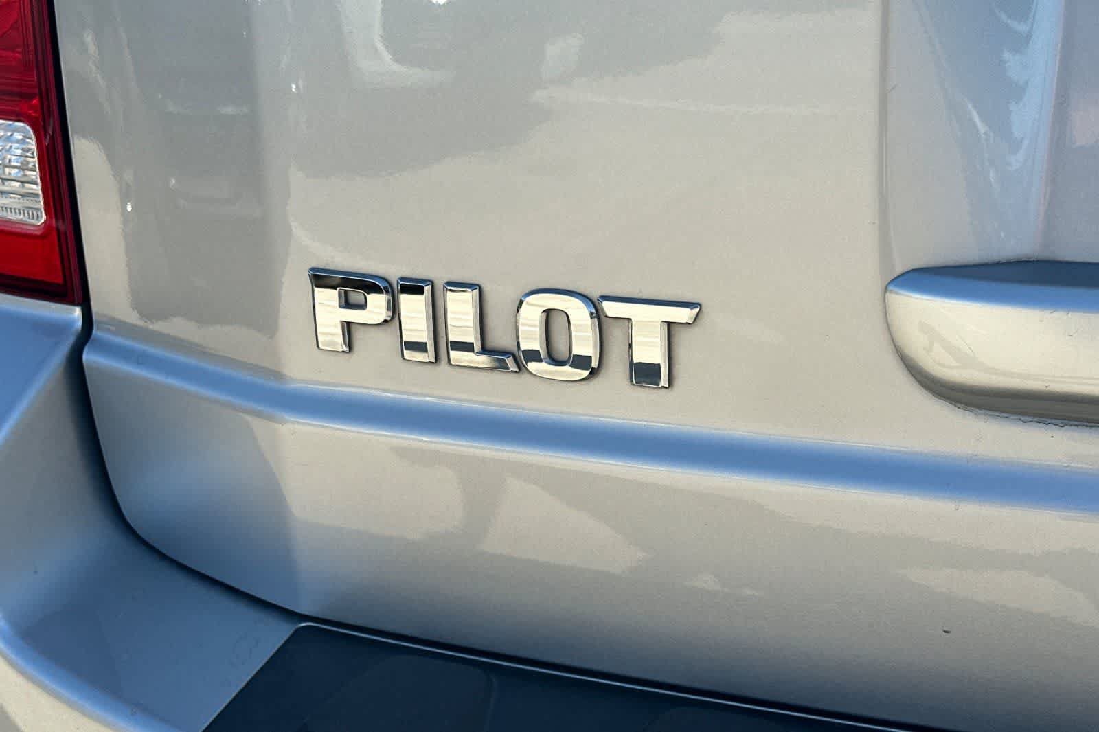 Used 2015 Honda Pilot SE image 13