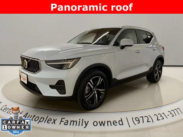 Used 2025 Volvo XC40 B5 Core