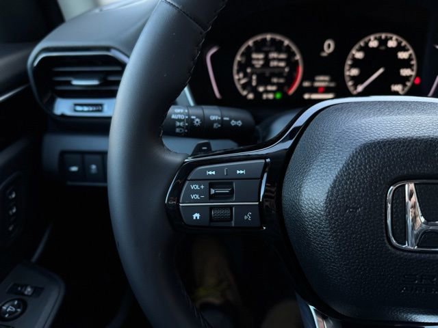 New 2025 Honda Pilot Touring image 34