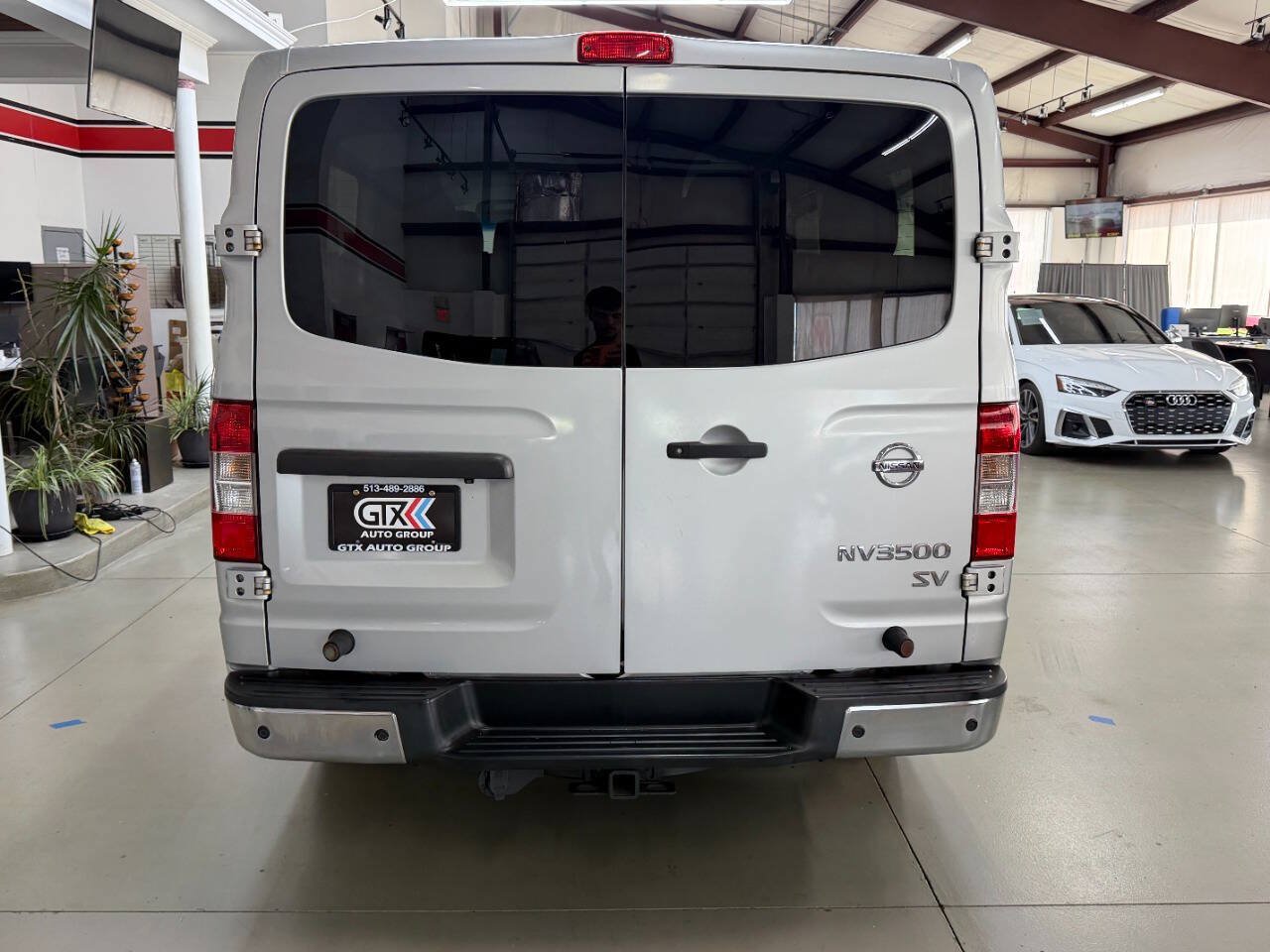Used 2017 Nissan NV 3500 SV w/ SV Technology Package RWD image 3