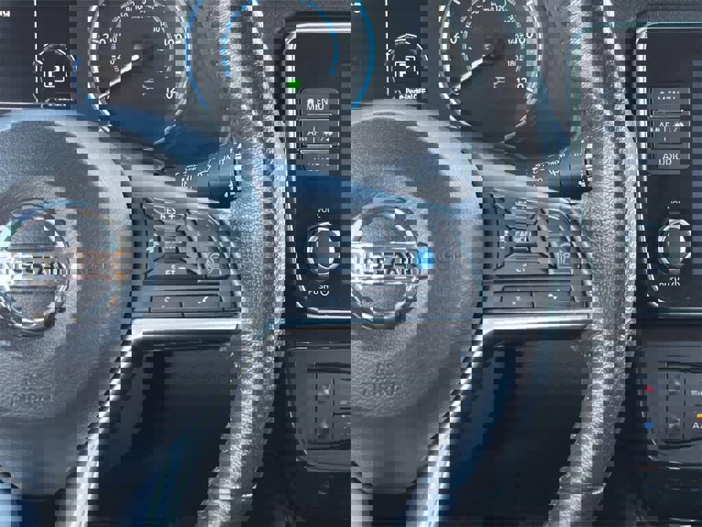 Used 2020 Nissan Leaf SV Plus w/ SV Plus Technology Package image 14