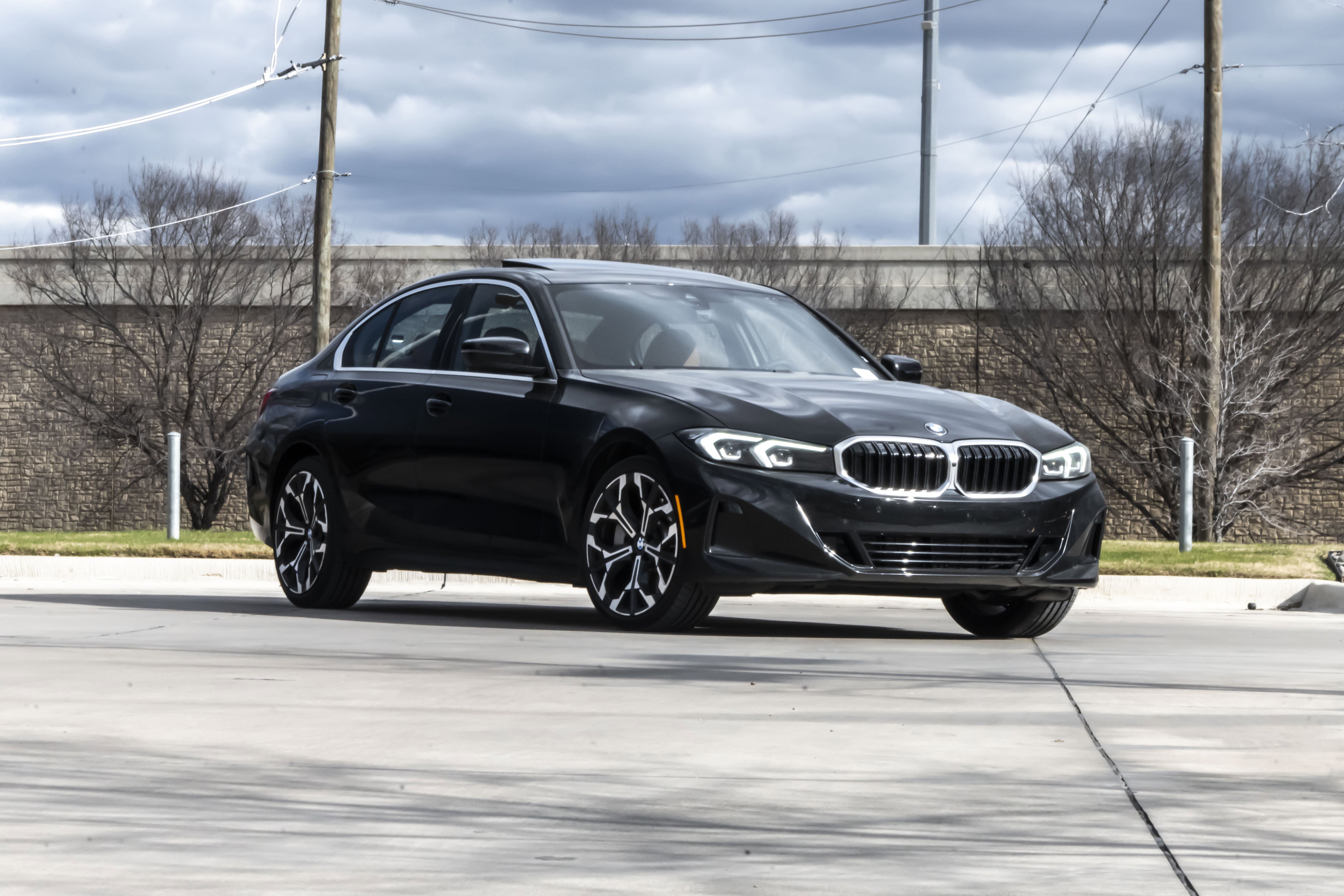 Certified 2025 BMW 330i Sedan image 2