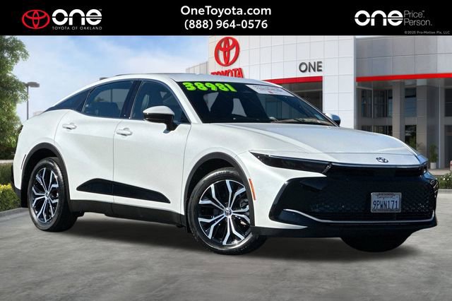 Used 2025 Toyota Crown XLE