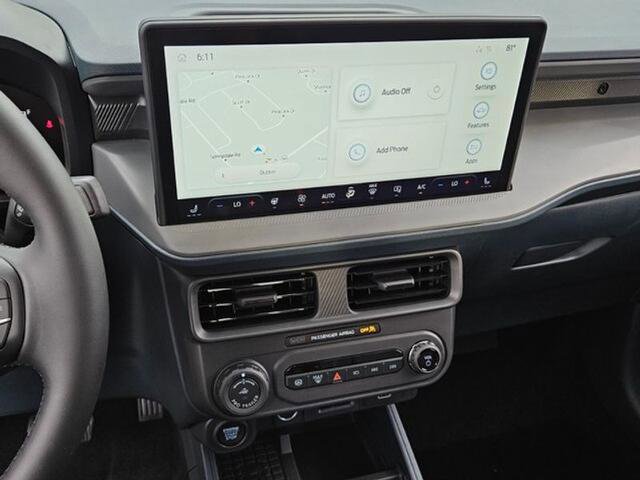 New 2025 Ford Maverick Lariat w/ Black Appearance Package image 52