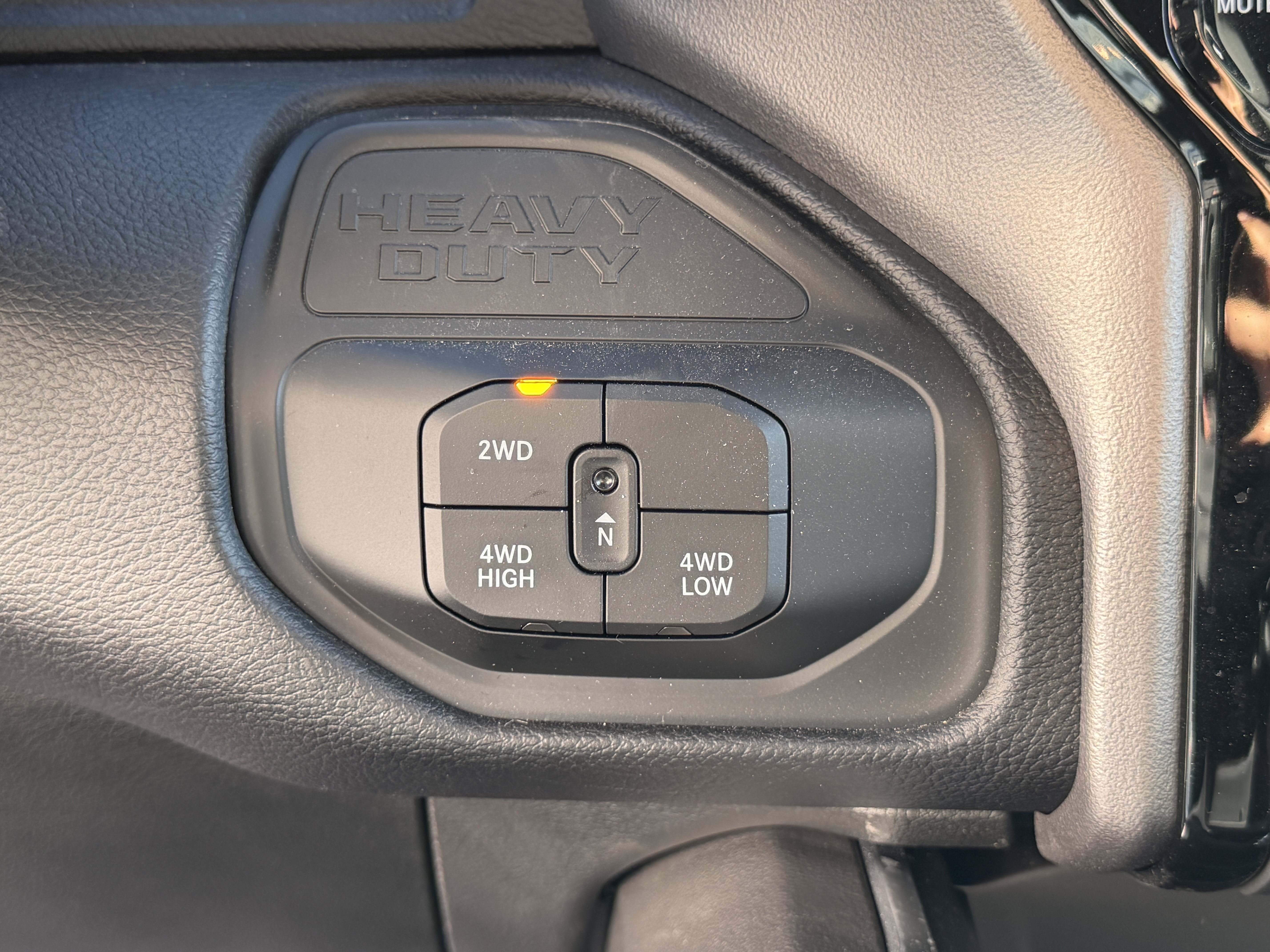 New 2026 RAM 2500 Big Horn AWD/4WD image 29