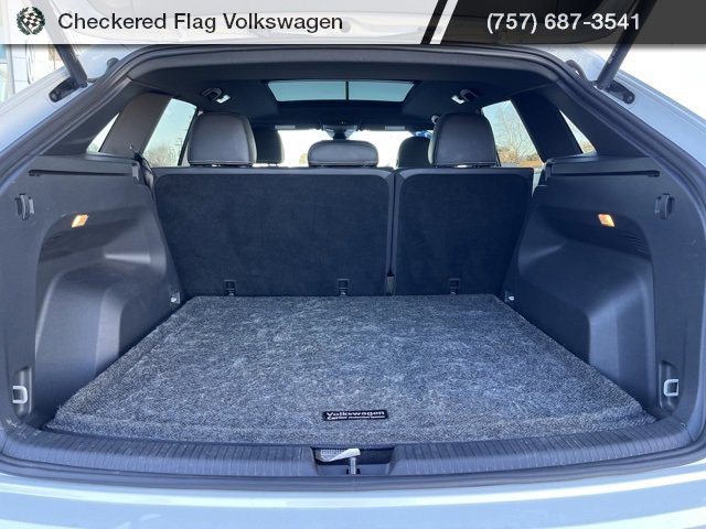 Used 2023 Volkswagen Atlas Cross Sport SEL R-Line image 37