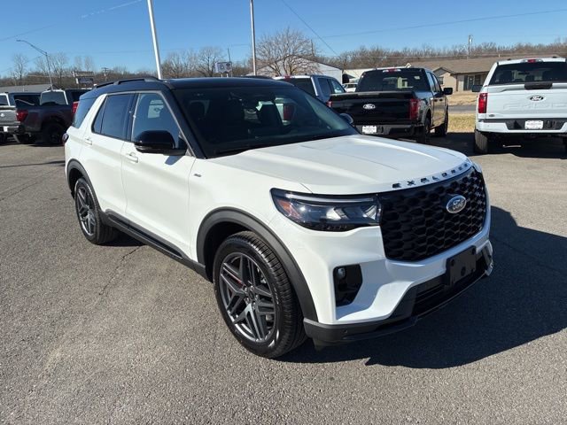 New 2026 Ford Explorer ST-Line w/ ST-Line Street Pack image 7