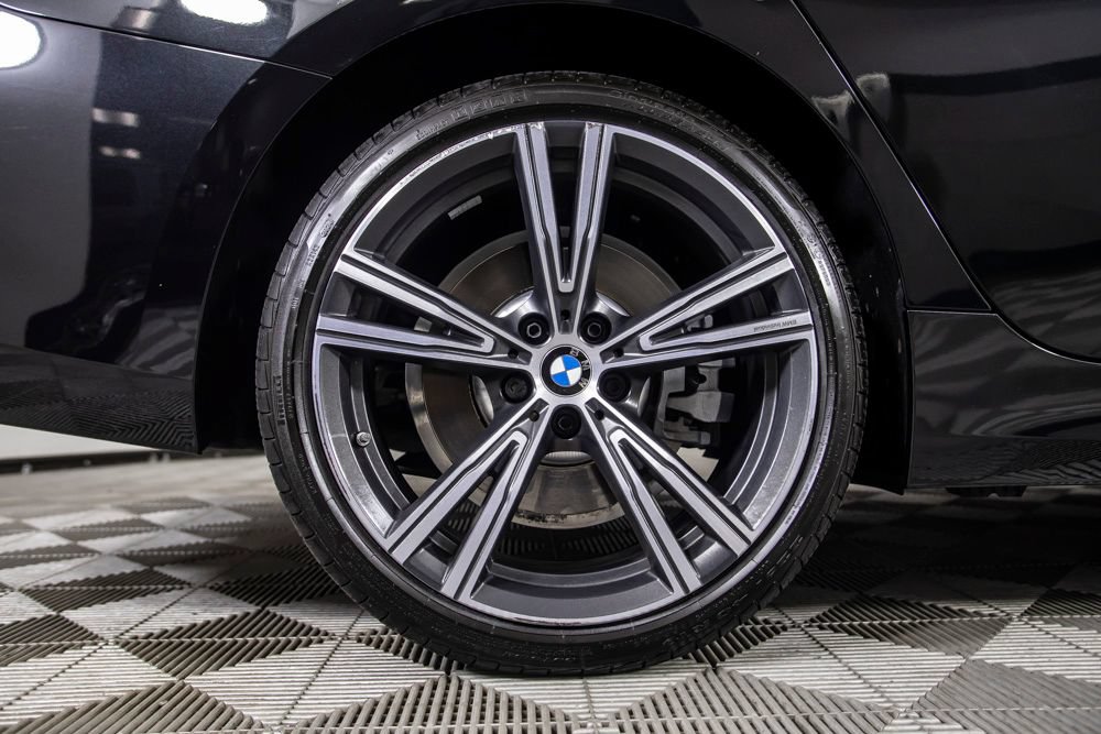 Used 2024 BMW 330i Sedan w/ Convenience Package RWD image 41