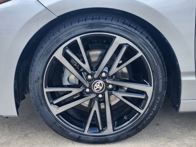 Certified 2021 Toyota Avalon Touring image 9