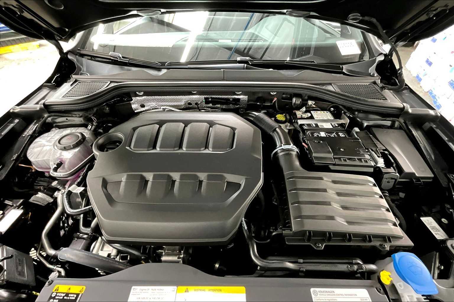 New 2025 Volkswagen GTI SE image 13