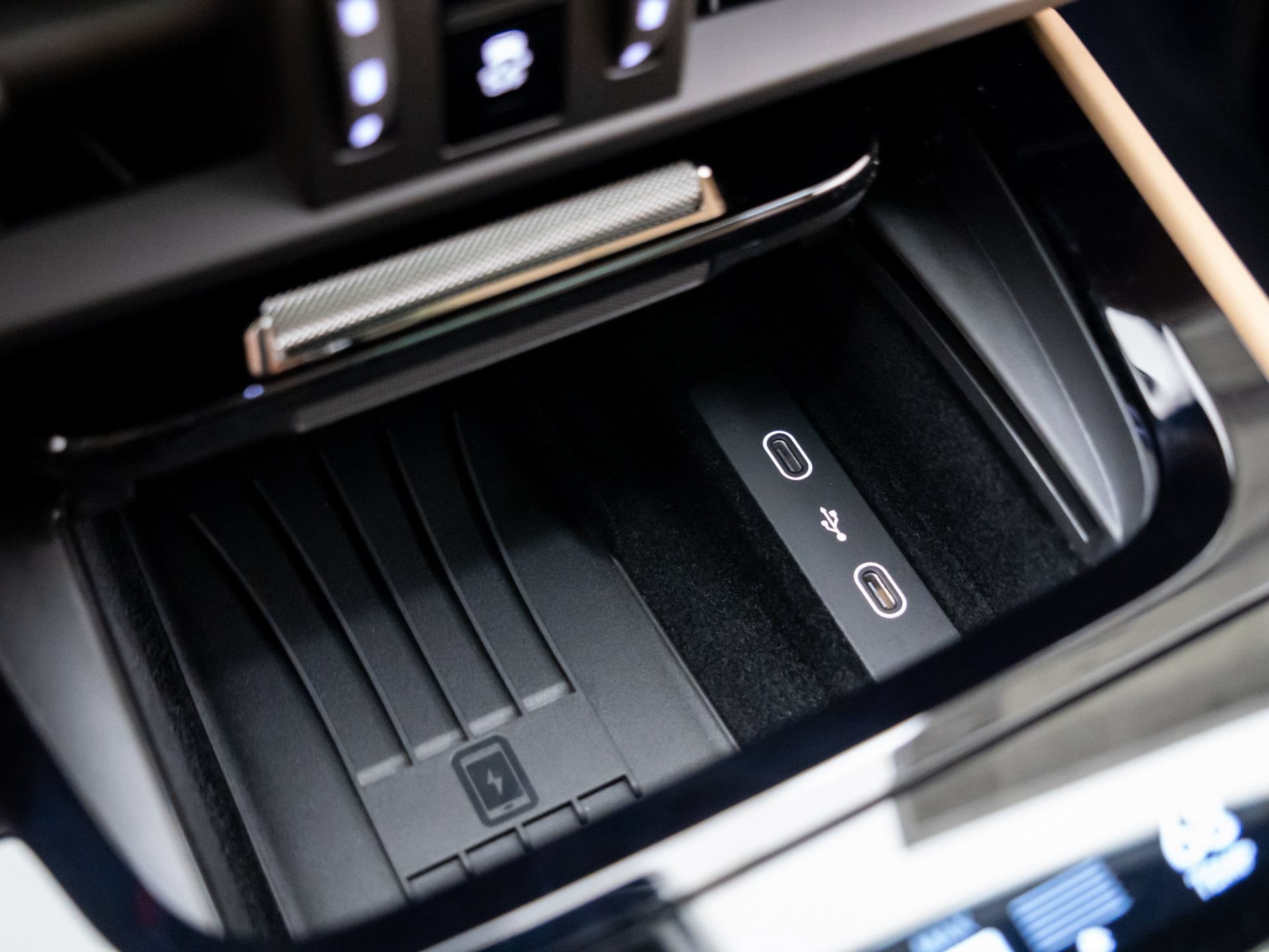 New 2026 Porsche Cayenne Coupe AWD/4WD image 26