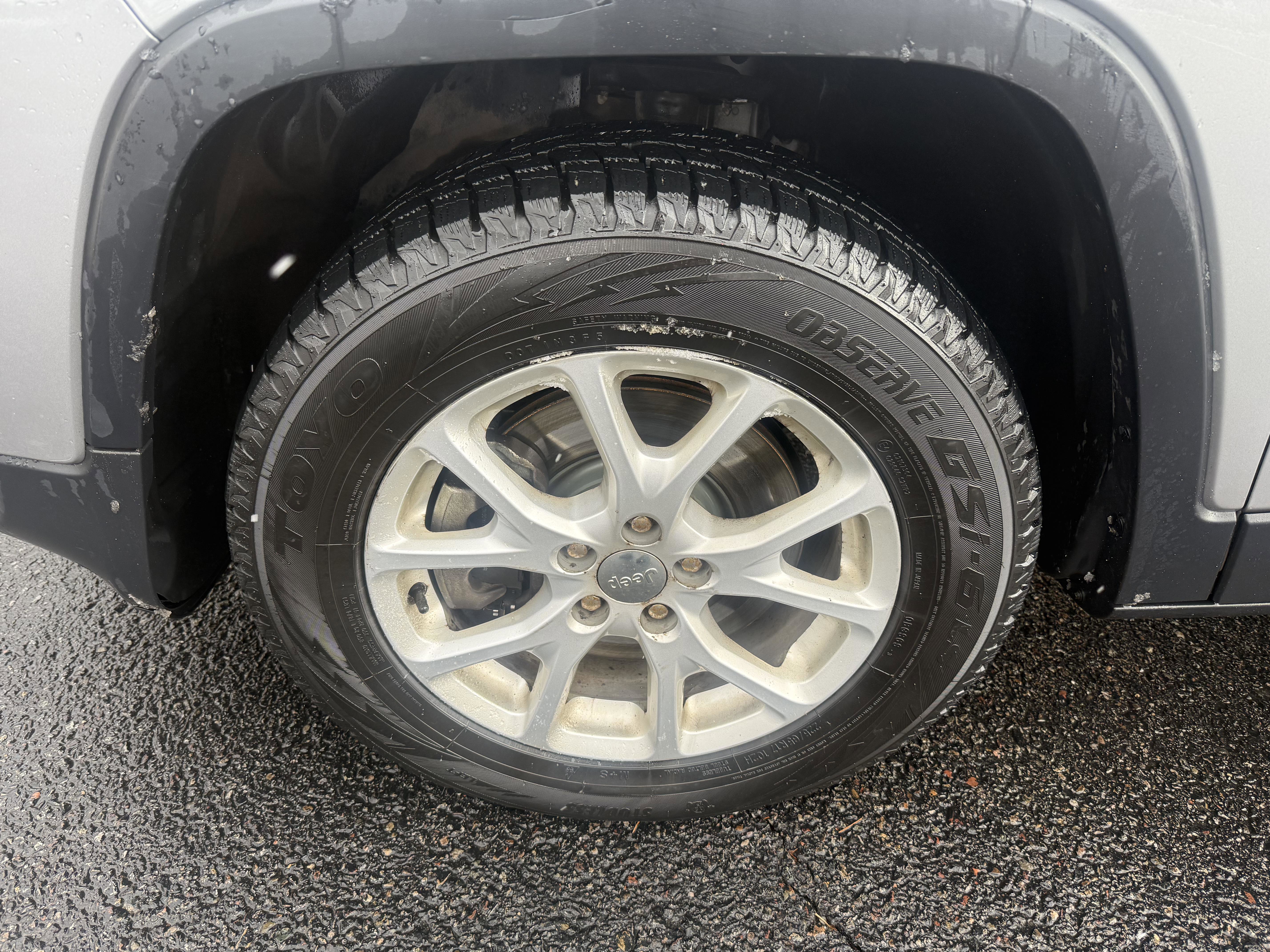 Used 2017 Jeep Cherokee Latitude w/ Cold Weather Group image 10