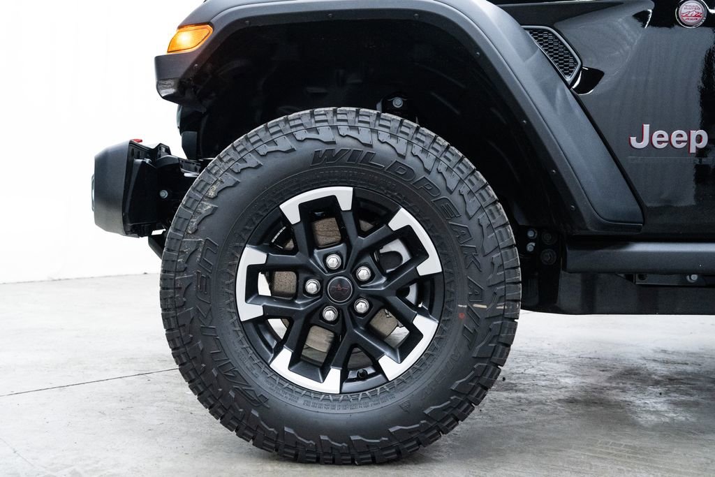 New 2026 Jeep Gladiator Rubicon w/ Steel Power Dome Hood Package AWD/4WD image 7
