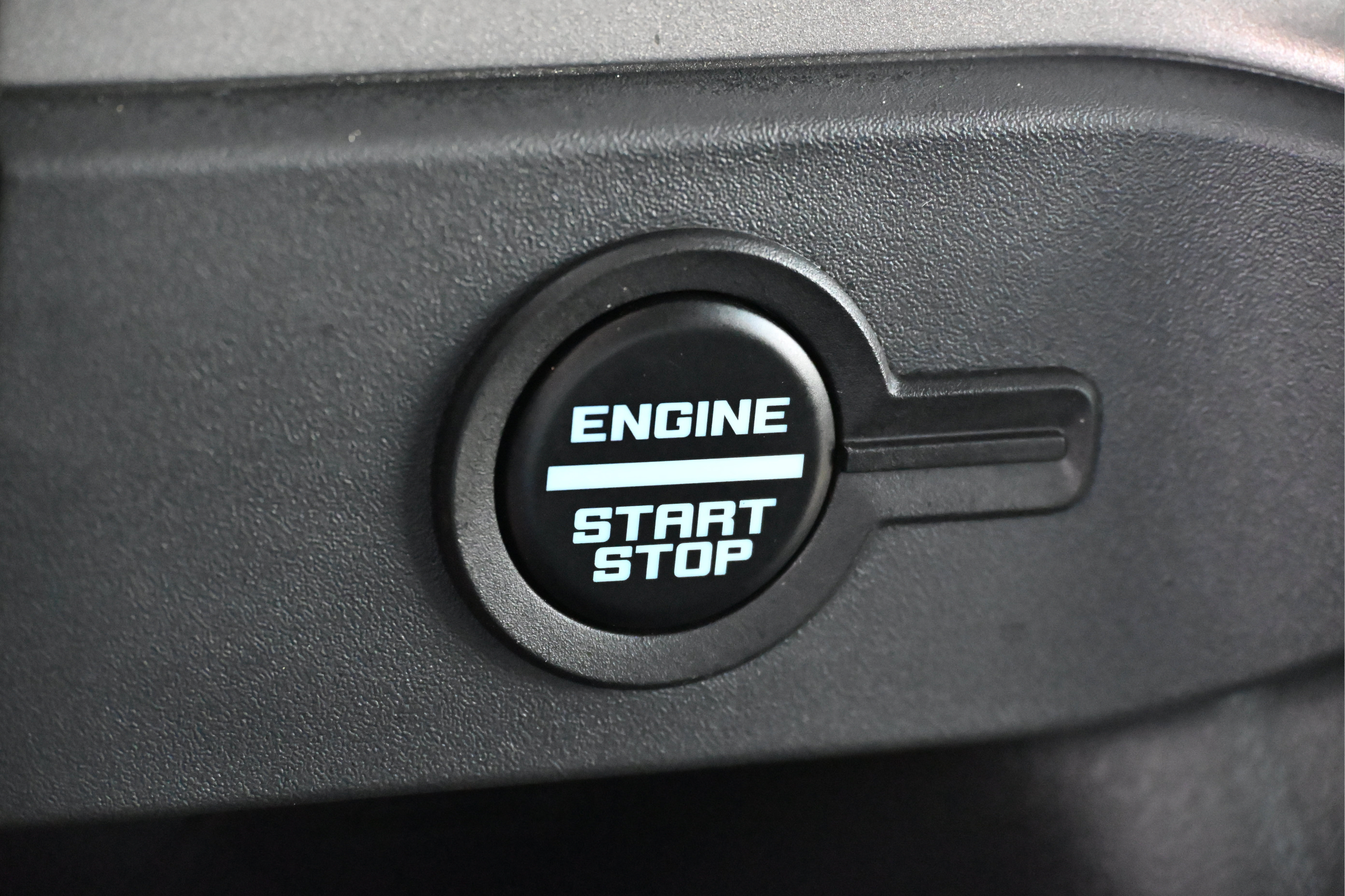Used 2025 Ford Bronco Outer Banks AWD/4WD image 32