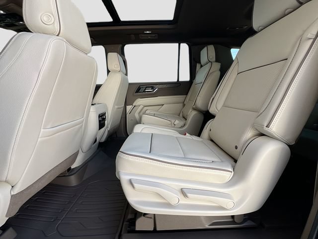 New 2026 GMC Yukon XL Denali w/ Sun & Power Step Package AWD/4WD image 17